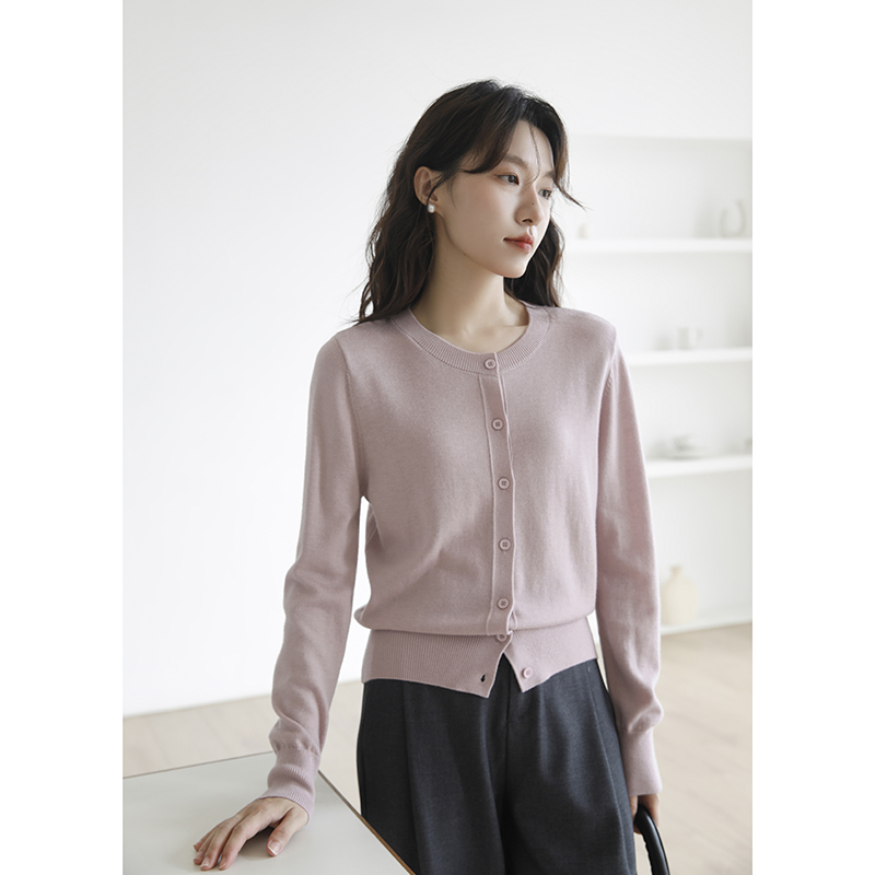 雾粉色圆领羊毛针织开衫