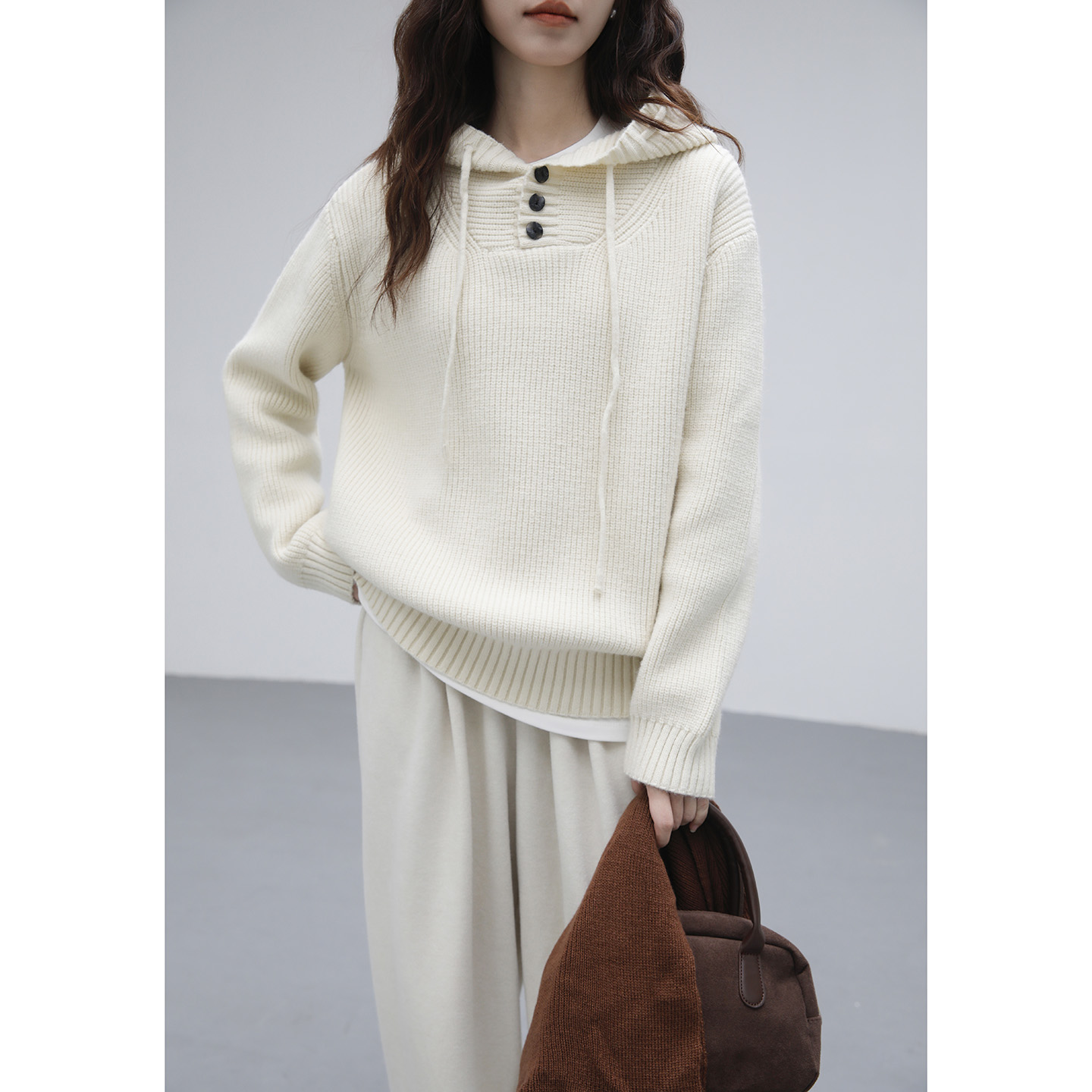 米白色半开扣连帽毛衣女款2025新款秋冬加厚可外穿内搭打底针织衫