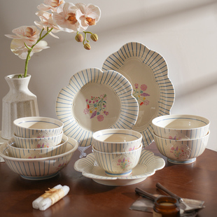家用2025新款 碗碟套装 高级感碗盘子碗具乔迁礼物 餐具套装 舍里法式