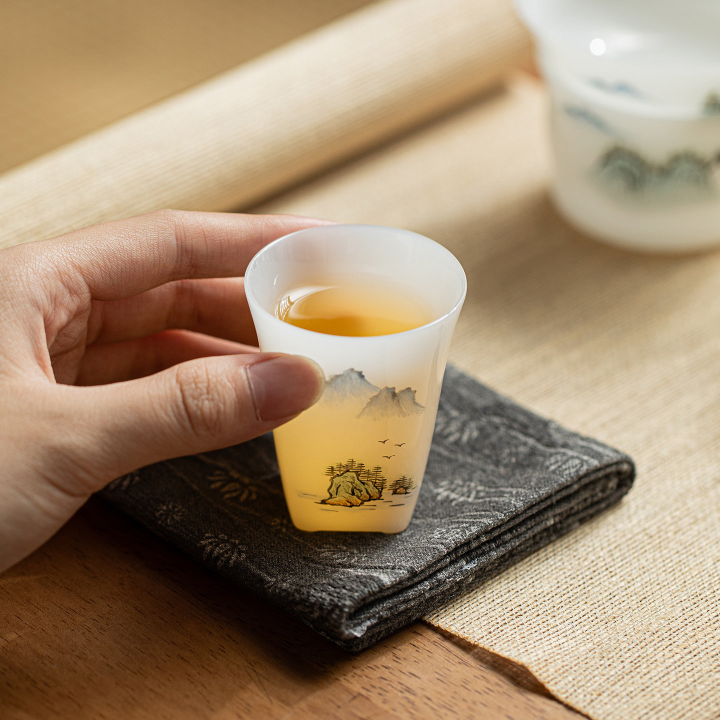 白皙四方杯松岳凌云品茗杯手绘陶瓷茶具居家品茗轻奢雅致套装精品
