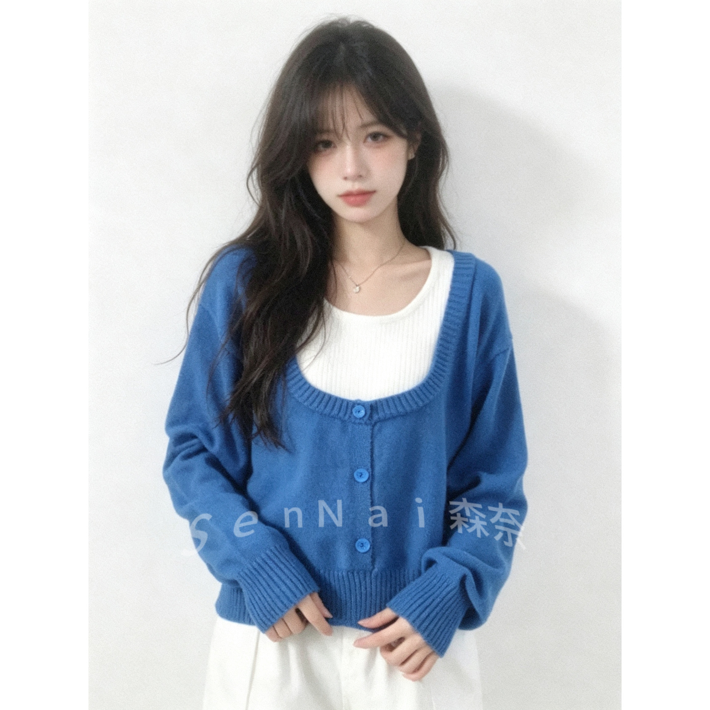 蓝色假两件设计感针织毛衣女款2026新款深秋初冬穿搭酷飒拽姐上衣