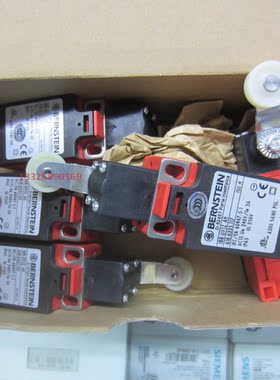 618.6335.117 i88-UC1Z AH 180GR BERNSTEIN 限位开关