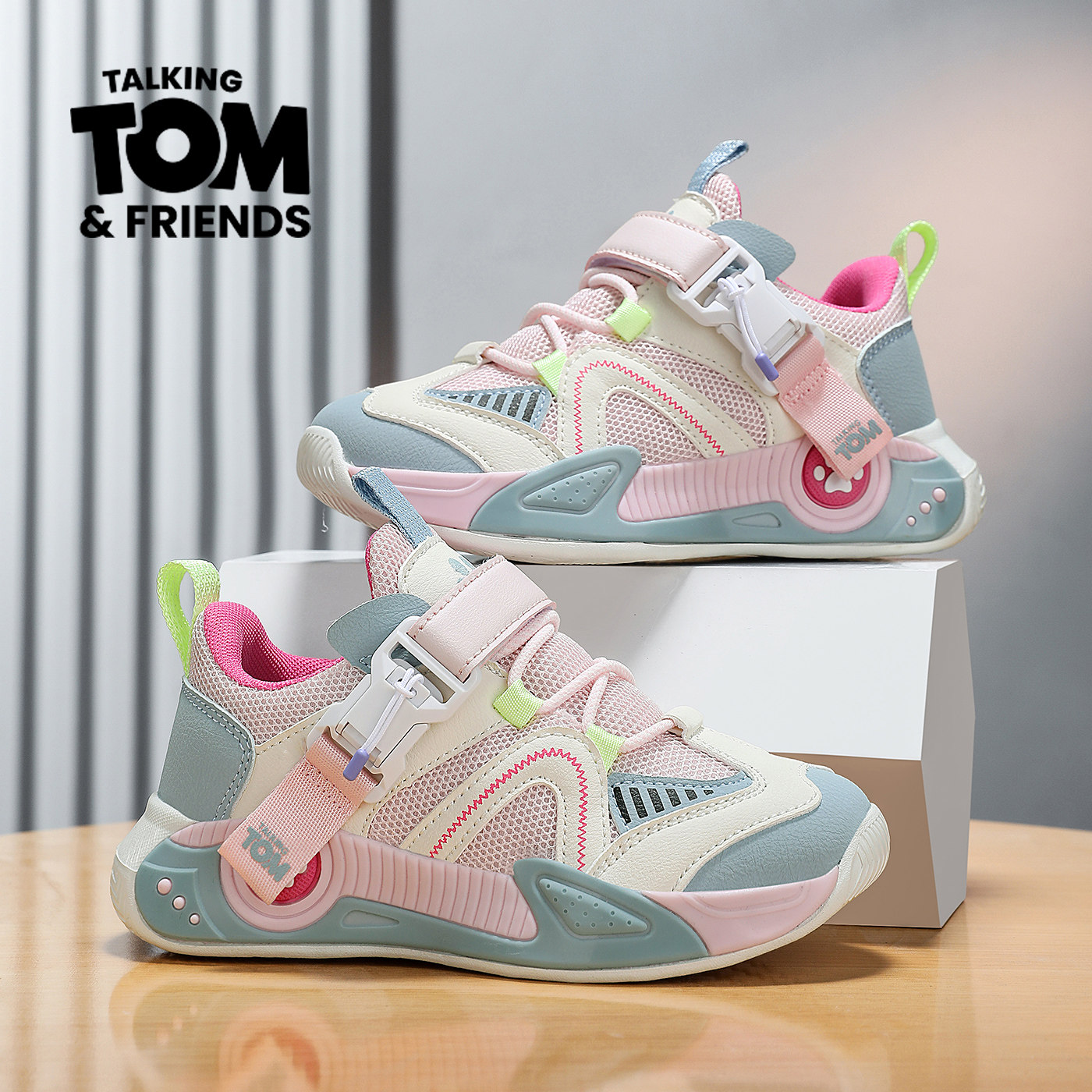 汤姆猫童鞋女童鞋2026春秋新款网面透气运动鞋女孩轻便软底跑步鞋