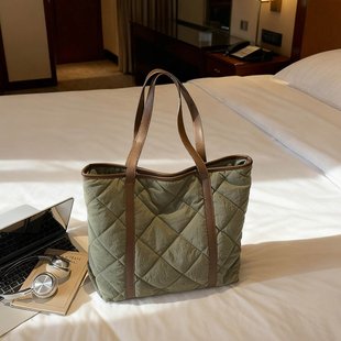 森系文艺菱格棉服包2025新款 大容量单肩托特包休闲通勤大包妈咪包