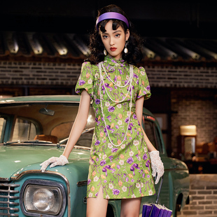 新款 新中式 夏季 一电影一时装 改良旗袍连衣裙女绿色油画风轻熟裙子