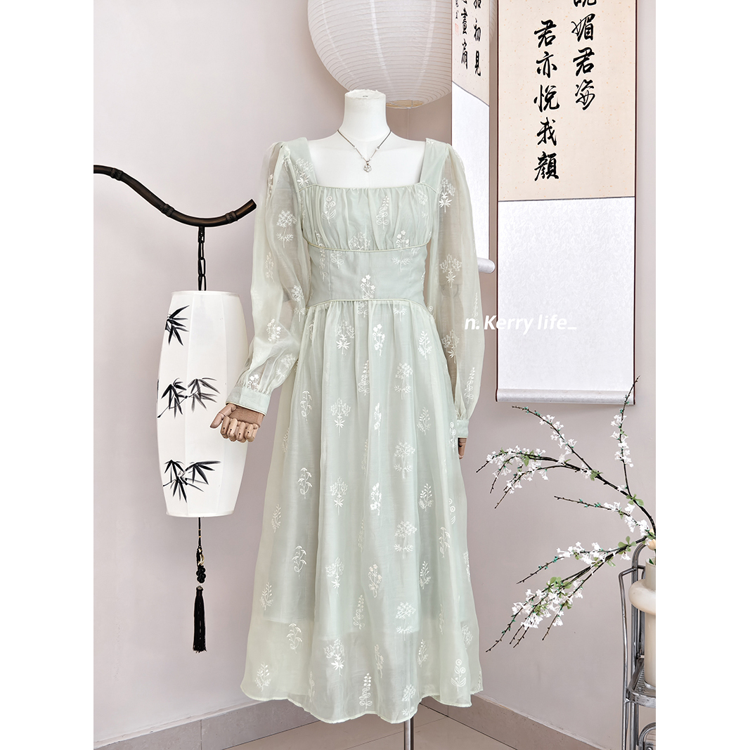 法式风碎花裙绿色长袖连衣裙