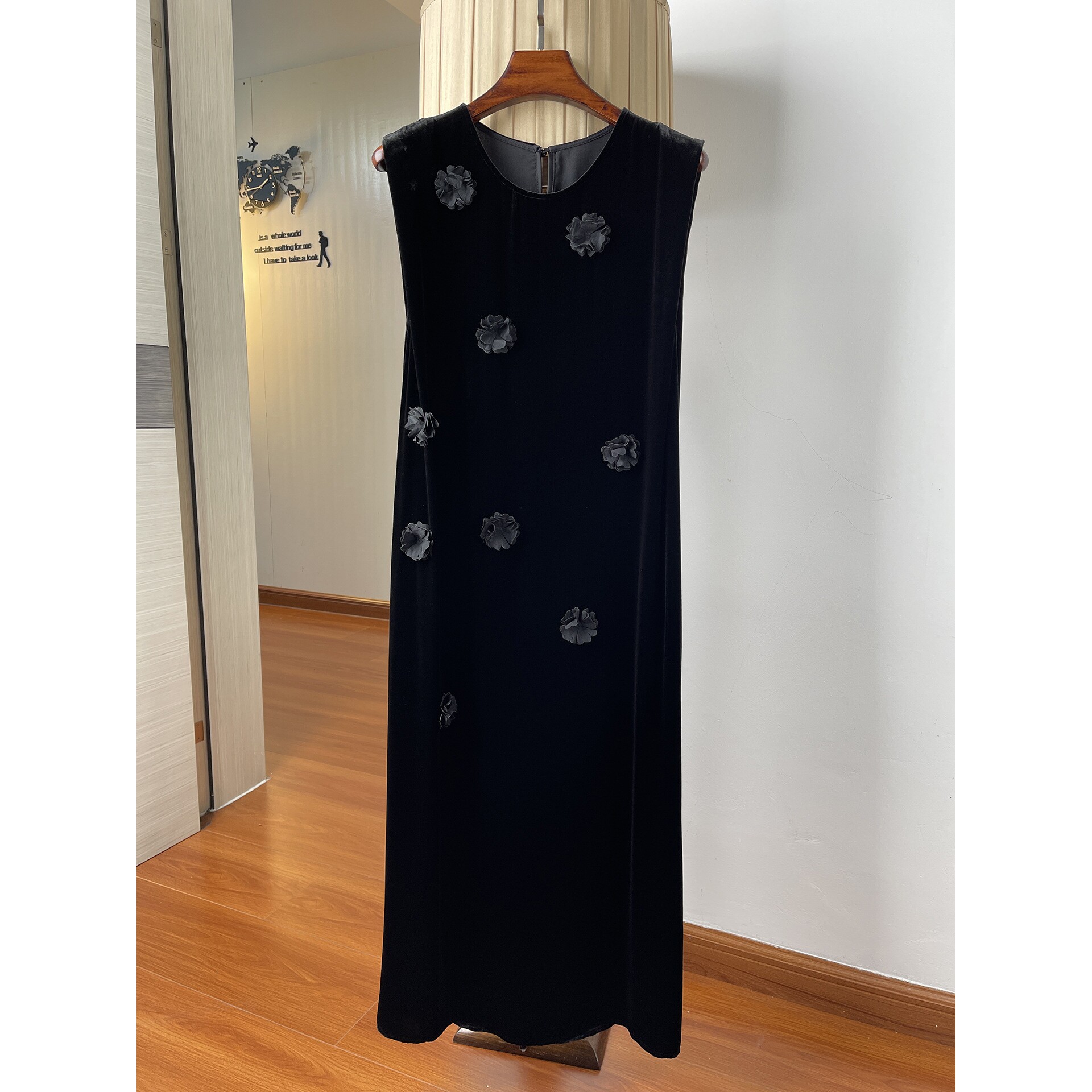立体花朵~侧开叉真丝丝绒无袖背连衣裙