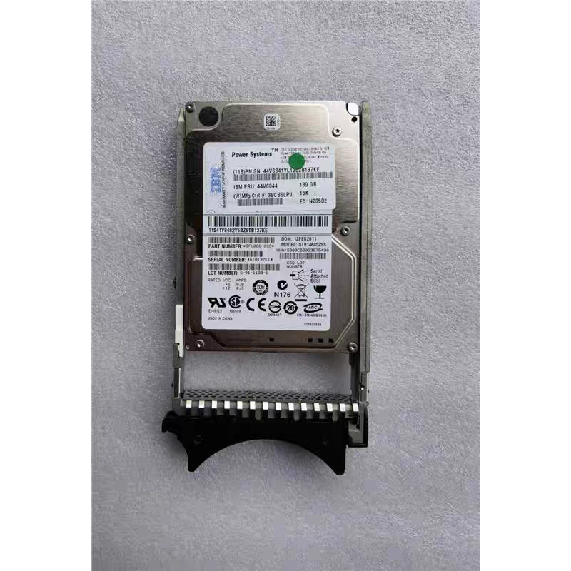 IBM 1888 00E6166 44V6844 44V6841 139GB 15K RPM SAS 2.5寸硬盘