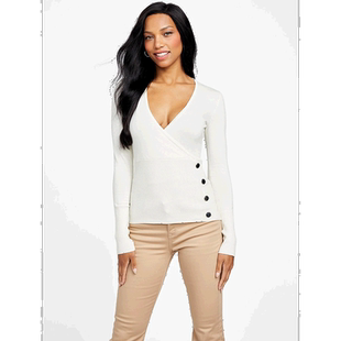 自营 guessVicky Surplice 上衣 - 鸽子白 美国奥莱直发针织衫