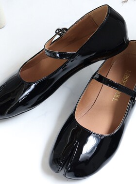 日本直邮LiBERTYDOLL 154-1192 办公休闲正式玛丽珍芭蕾平底鞋 /