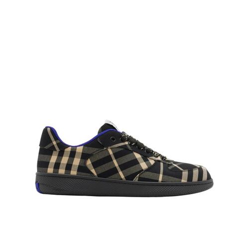 Burberry Terrace 格纹低帮休闲鞋 80953701