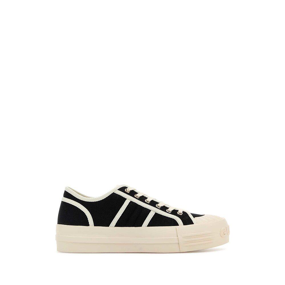 GUCCI 女士休闲鞋 816879FABZZ1062 SS2025 黑色