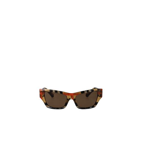Burberry 格纹图案太阳镜 BE4441U