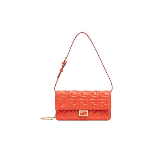 Fendi Baguette链条单肩包 8M0498AAJD
