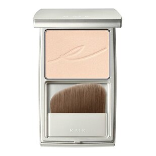 RMK   丝滑蜜粉饼持久定妆隐形毛孔 #日本专柜8g P01