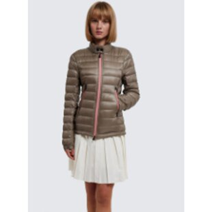 1A00005 595B1 咖色女士羽绒服 MONCLER 22D