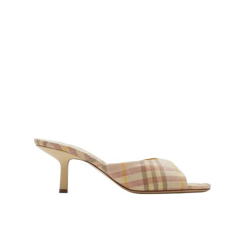 BURBERRY 女士凉鞋 81031461 AW2024 花色 Mews 格纹高跟凉鞋