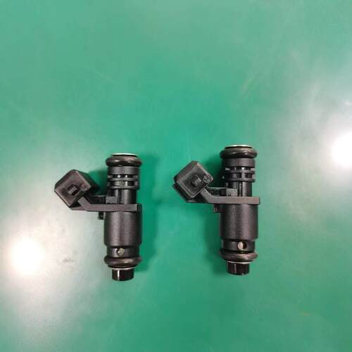 汽车喷油嘴9301N7824全新产品5WY—2817A适用标致405跨境货源厂家