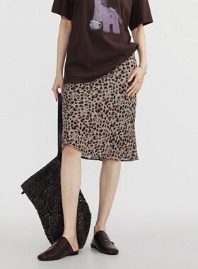 uti尤缇2026夏季新款 复古豹纹时髦百搭A字半身裙女UM2D0390906