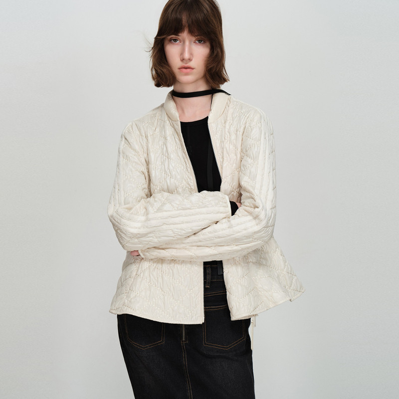 uti尤缇2026春季新款 亮面菱格绗棉外套女米白色棉服UL110501591