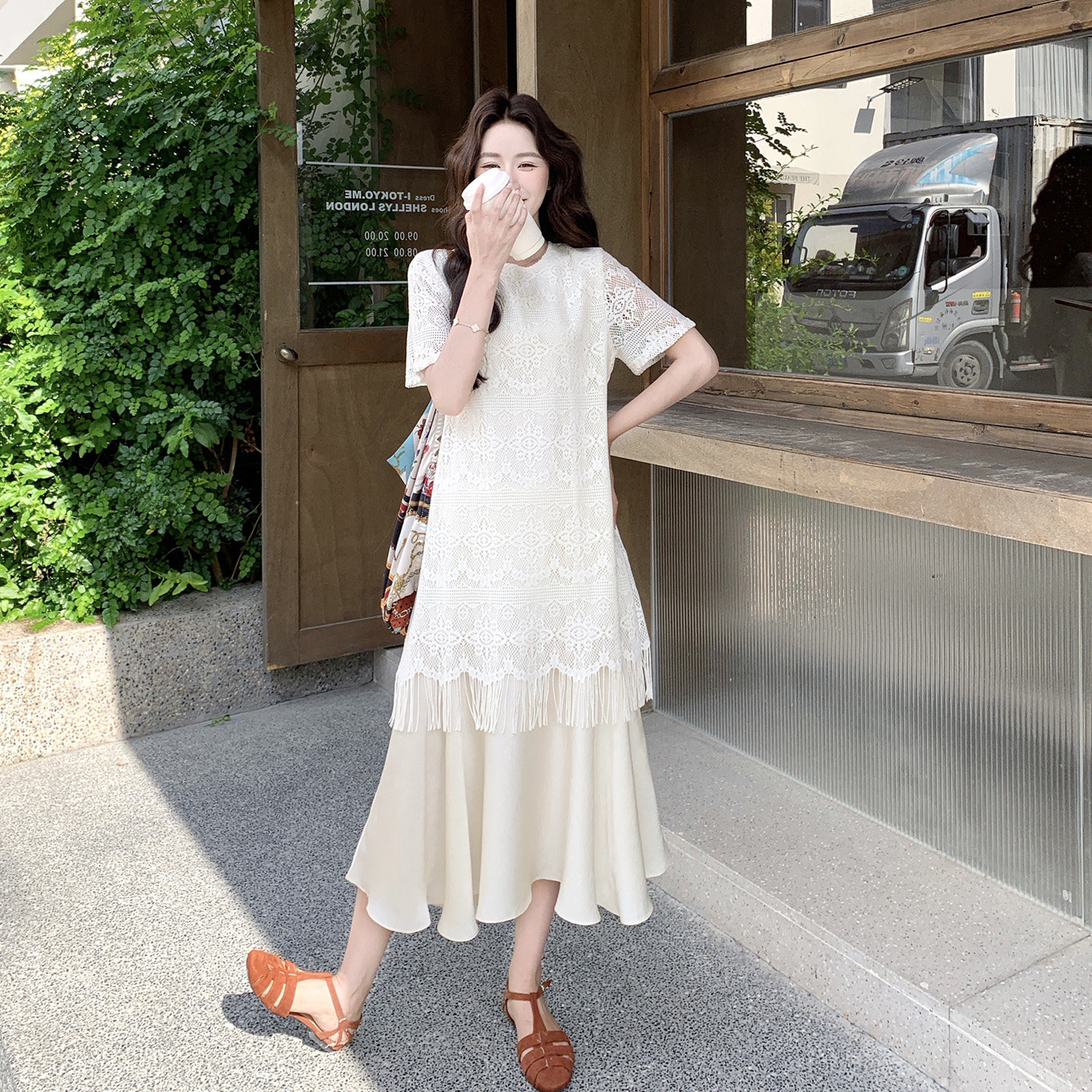 夏季法式宽松新款拼接蕾丝短袖连衣裙甜美时尚温柔优雅气质氛围感