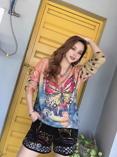 女人味针织衫套头圆领