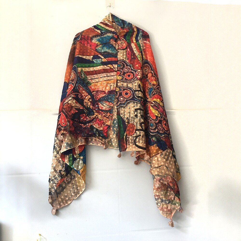 民族风印花披肩女冬季保暖长方形围巾百搭植物花卉丝巾流苏洋气潮