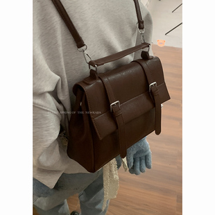 英伦复古双肩包包女2024新款 韩国公文包休闲大容量手提背包 潮时尚