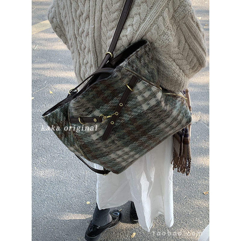 毛呢格子大容量包包女秋冬2024新款潮韩国托特包休闲大容量背包,箱包皮具/热销女包/男包,托特包,淘宝优惠券,粉丝福利购,淘宝优惠卷
