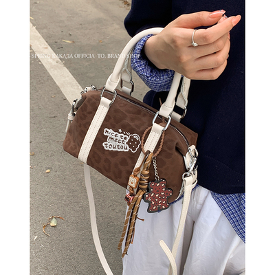 复古手提豹纹包包女秋冬2025新款潮时尚卡通枕头包高级感斜挎包