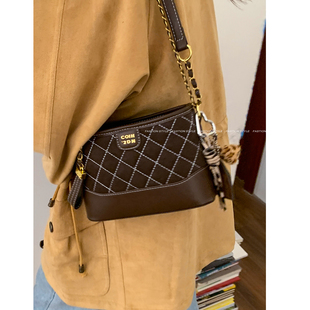 流浪包百搭小众通勤斜挎包 秋冬复古时尚 小香风包包女式 2025新款