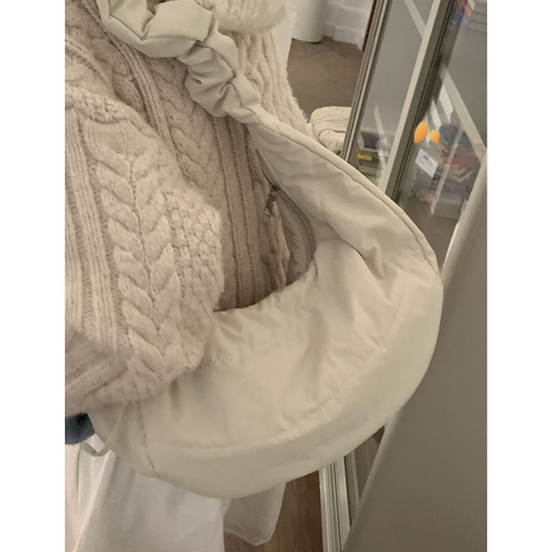 冬季羽绒包包女冬季2024新款潮时尚学院风托特包休闲大容量马鞍包,箱包皮具/热销女包/男包,托特包,淘宝优惠券,粉丝福利购,淘宝优惠卷