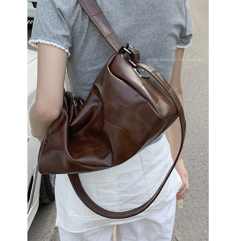 高级感大容量包包女2024新款秋冬复古时尚单肩包百搭通勤斜挎包,箱包皮具/热销女包/男包,通用款女包,淘宝优惠券,粉丝福利购,淘宝优惠卷