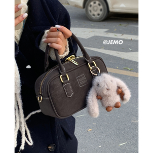 雾面废土风复古手提包包女2025新款 美拉德保龄球包斜挎包 潮时尚