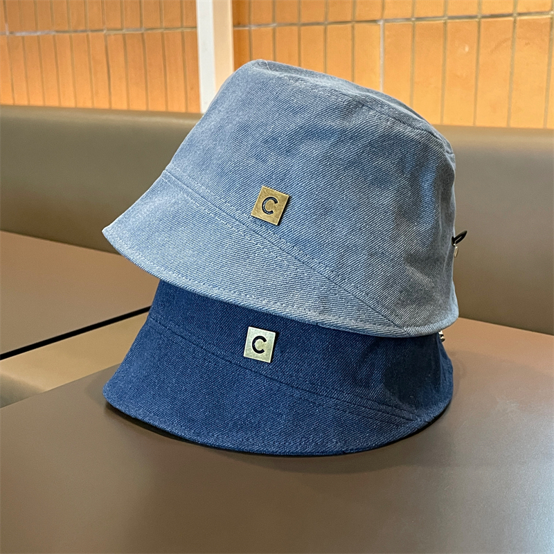 嘟嘟baby春秋百搭牛仔渔夫帽