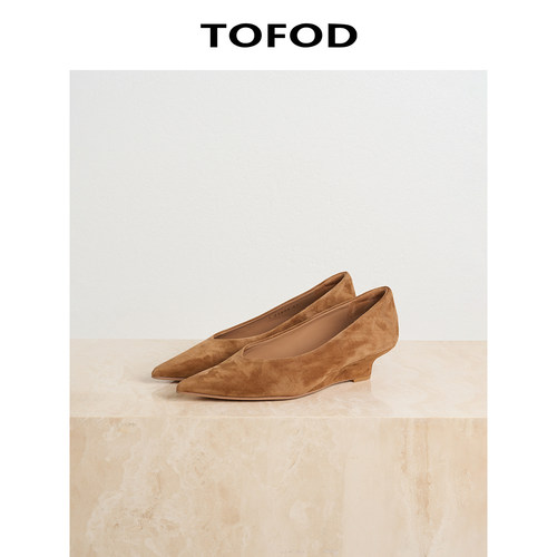 TOFOD 小坡跟 法式奶奶鞋 舒适慵懒羊反绒皮复古气质高跟鞋