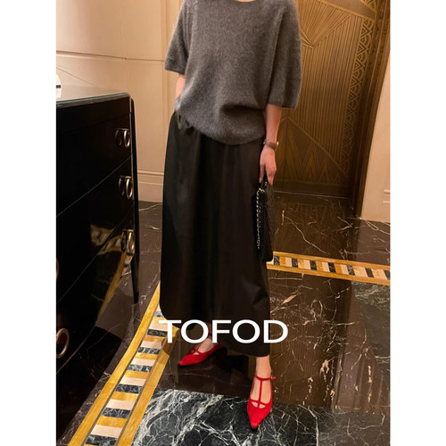 TOFOD  主角  高端进口英国植糅小羊皮 极简A字半身裙伞裙