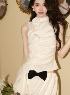 名媛千金荷叶边小香风花朵无袖蝴蝶结两件套气质白色显瘦套装