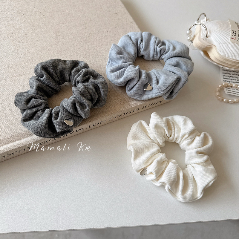 法式复古奶油色小肠圈爱心发圈