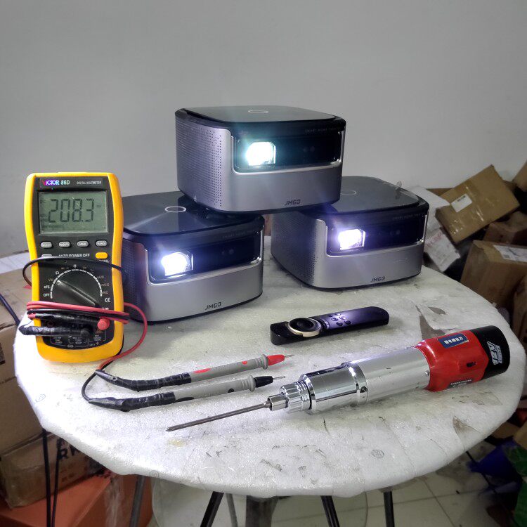 坚果j7sv8v9x3j9j10投影机仪红紫屏不亮机不通电不开机不调焦维修