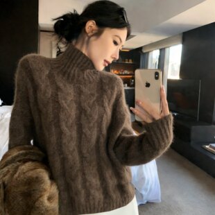咖色麻花加厚高领毛衣女秋冬欧货高级感宽松针织衫巨好看内搭上衣