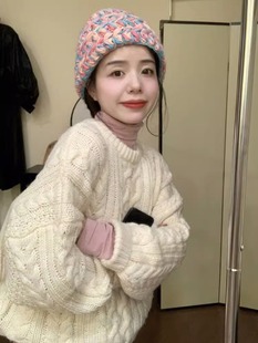 韩系杏色圆领麻花毛衣女秋冬季宽松慵懒风粗线针织衫套头加厚上衣