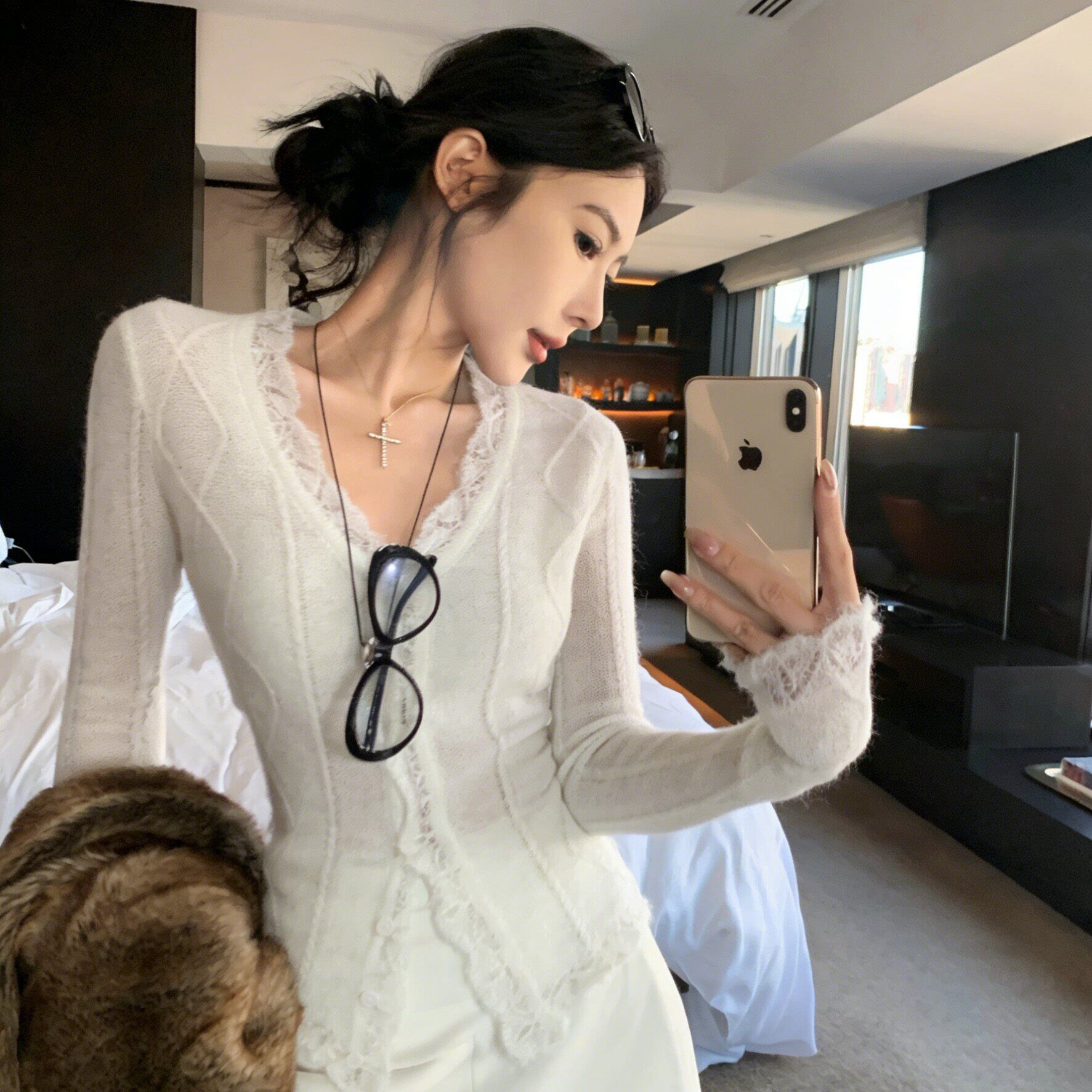 蕾丝性感马海毛打底针织衫上衣女