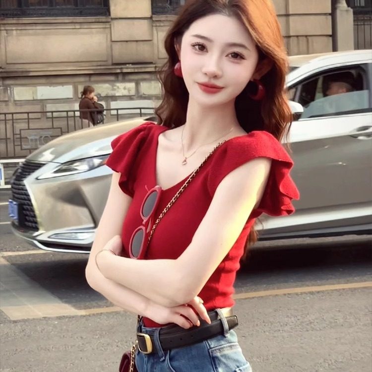 法式v领正肩短袖针织衫女夏季小飞袖辣妹修身短款t恤别致红色上衣