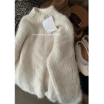 白色水貂绒麻花半高领毛衣女冬季软糯加厚宽松打底针织衫内搭上衣