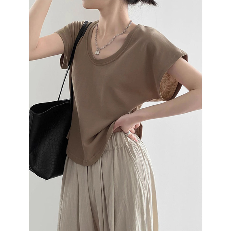 高级感咖色u领低胸短袖t恤女夏季小飞袖宽松显瘦打底体恤薄款上衣