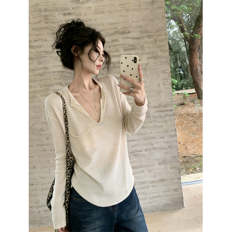 慵懒松弛感杏色v领针织衫女春季老钱风穿搭宽松薄款防晒罩衫上衣