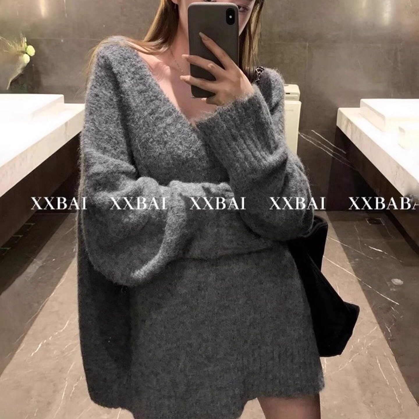 韩系灰色大v领套头毛衣女秋冬老钱慵懒风中长款宽松针织衫上衣厚