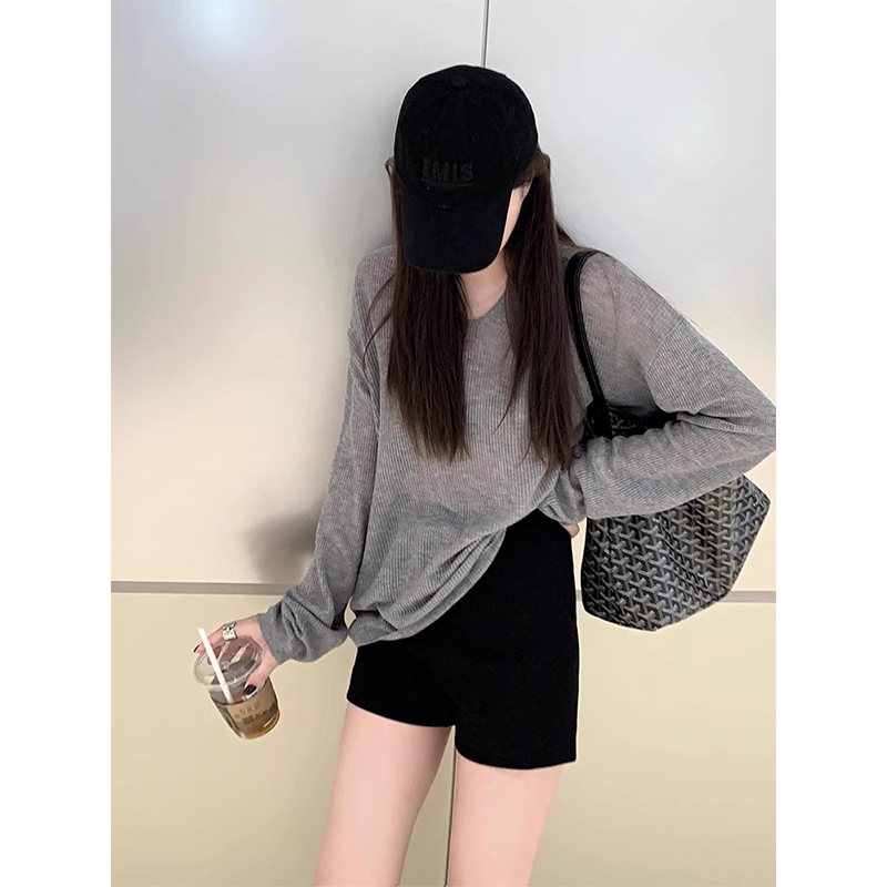 灰色V领薄款防晒空调上衣女夏吊带外搭长袖冰丝针织罩衫秋季内搭