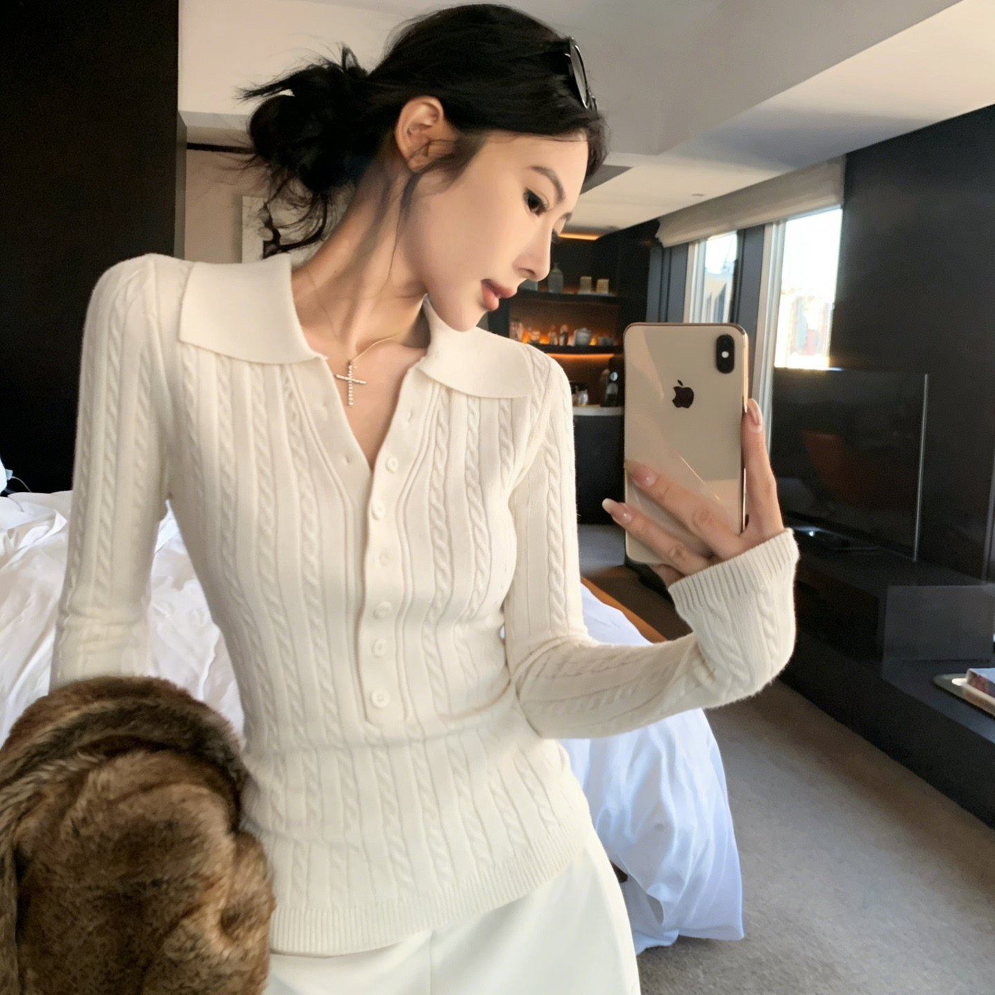 韩系白色麻花polo领针织衫女秋冬高级感气质修身内搭打底毛衣上衣